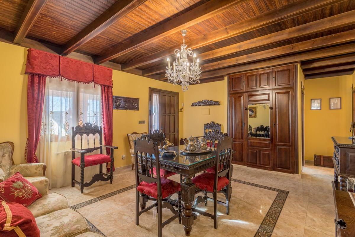 Вилла Casa Ludima Фуэнтес-де-Андалусия Экстерьер фото