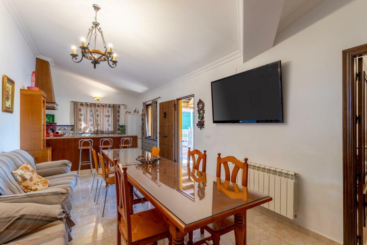 Вилла Casa Ludima Фуэнтес-де-Андалусия Экстерьер фото